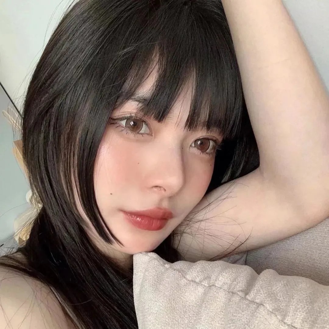为黛茜小姐开车