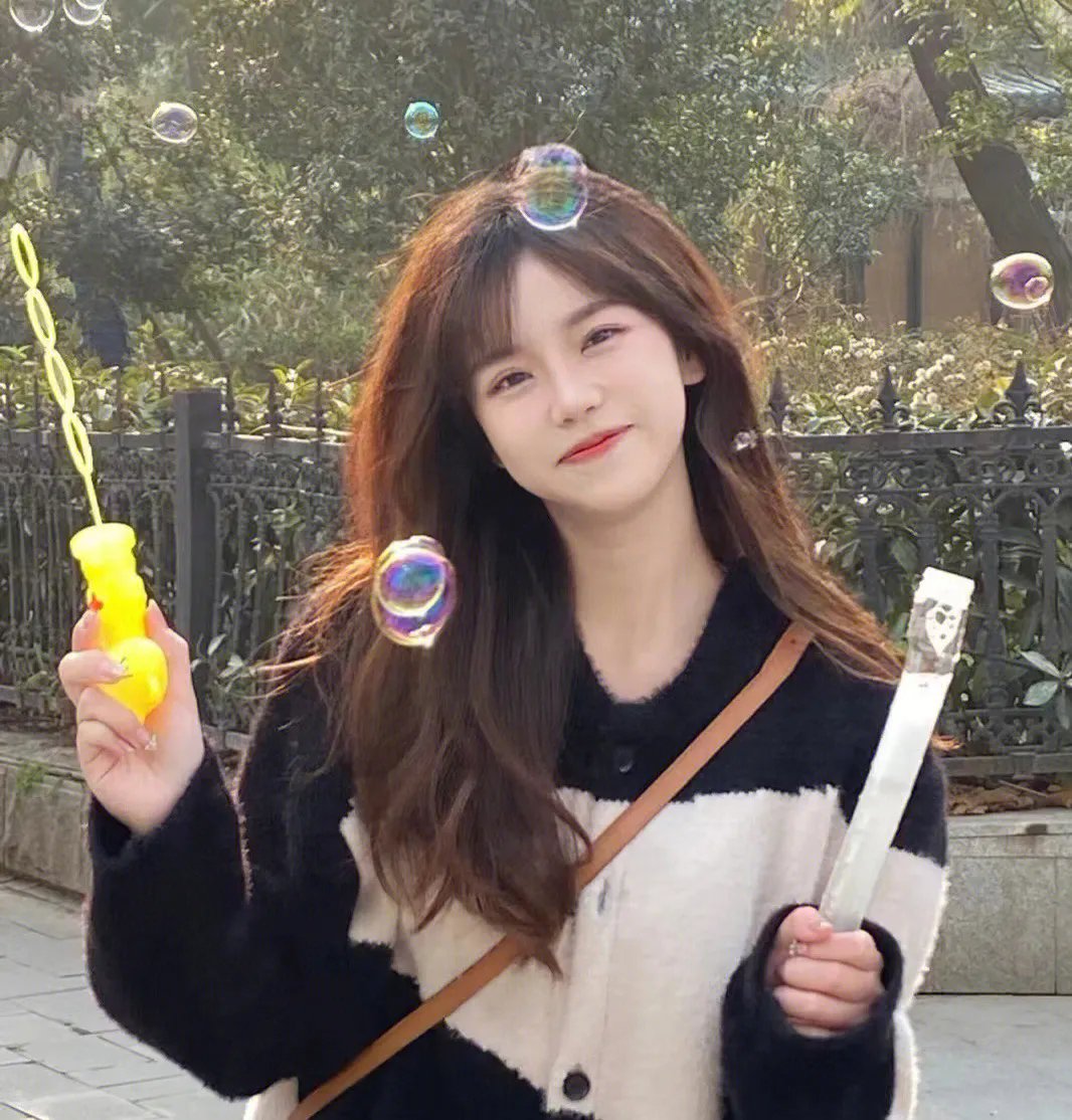 请爱我的女朋友